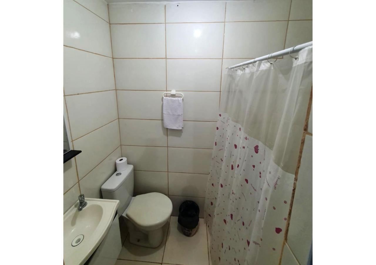Hostel Airport Rooms Diadema Kültér fotó
