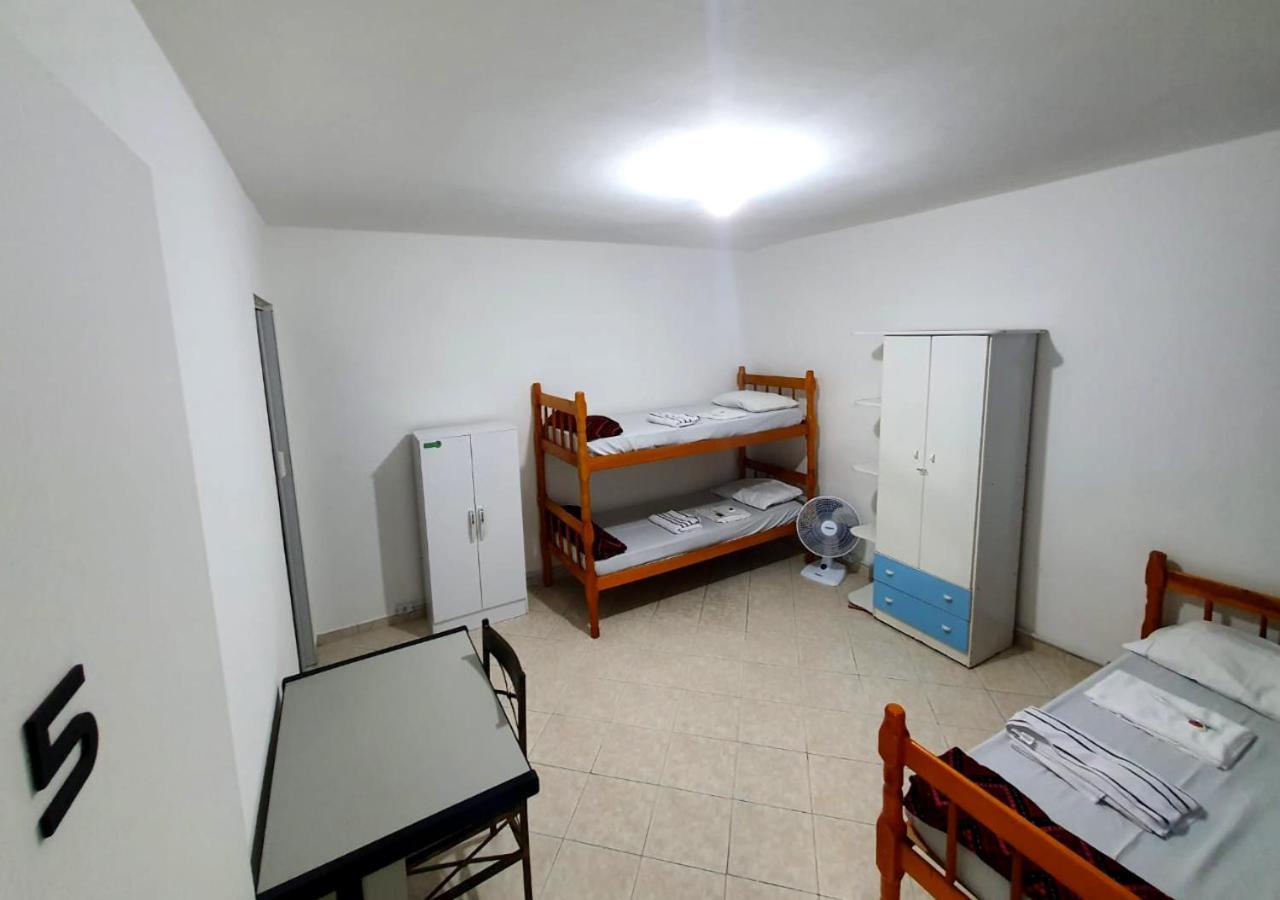 Hostel Airport Rooms Diadema Kültér fotó
